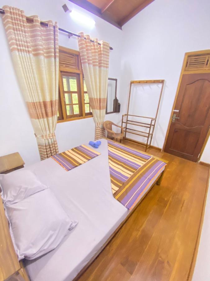 Happy Feet Diyaluma Bed & Breakfast Koslanda Ngoại thất bức ảnh