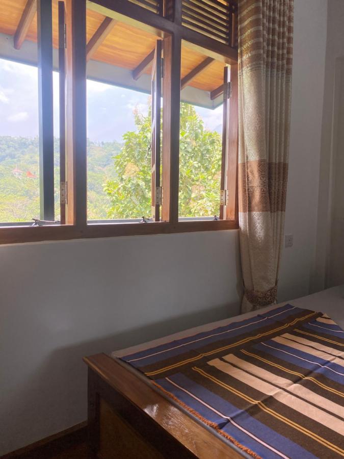 Happy Feet Diyaluma Bed & Breakfast Koslanda Ngoại thất bức ảnh