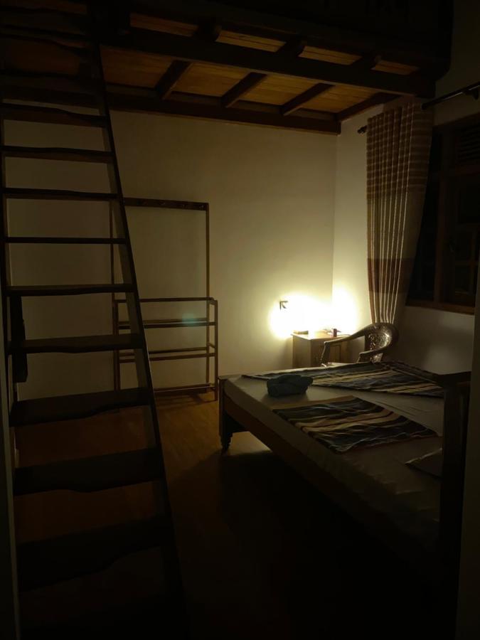 Happy Feet Diyaluma Bed & Breakfast Koslanda Ngoại thất bức ảnh
